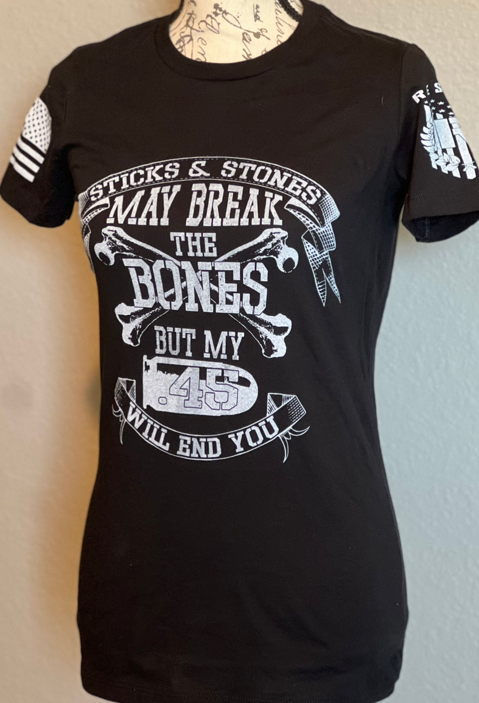 STICKS & STONES WOMANS CREW